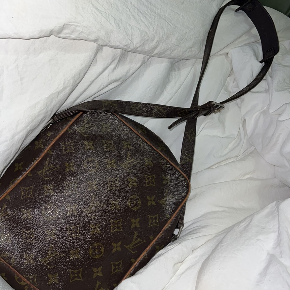 *Vintage LV
